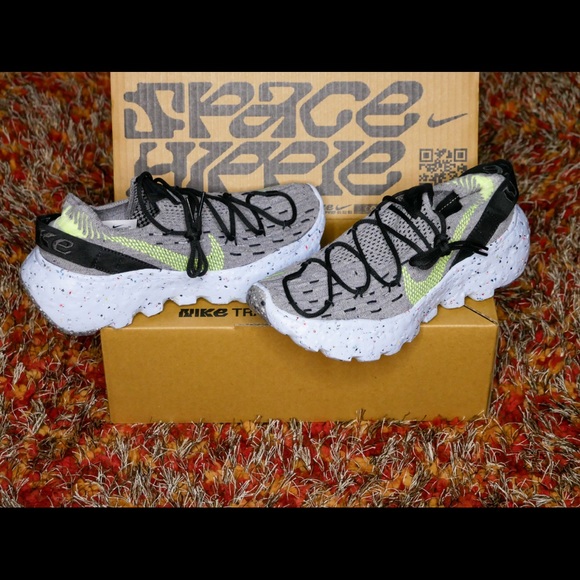 Nike Shoes - Women’s Nike Space Hippies 04 Volt